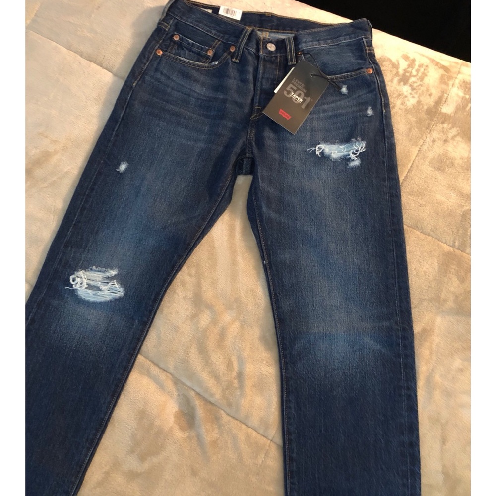 Levi’s 501 Tapered Jeans - Picture 5 of 7